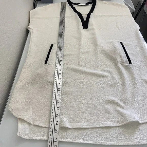 ASTR The Label Dress Womens Large Off White V Neck Crepe Short Sleeve Tunic Mini - Picture 7 of 7